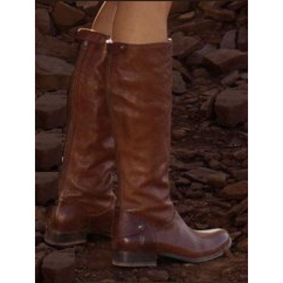 Frye Melissa Button Back Zip Cognac Leather Boots - Picture 9 of 10